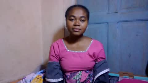 nilah online show from July 10, 2026, 9:45 am