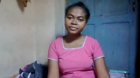 nilah online show from August 3, 2026, 2:44 pm