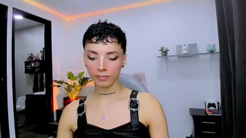 Nilam online show from September 16, 2025, 11:28 pm