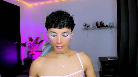 Nilam online show from October 26, 2025, 2:17 am