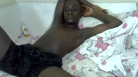 Snapshot of nileboys chatting on December 2, 2025, 10:49 pm Niles online show from December 2, 2025, 10:49 pm