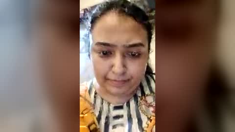 nimranadeem905 online show from June 28, 2026, 12:44 pm