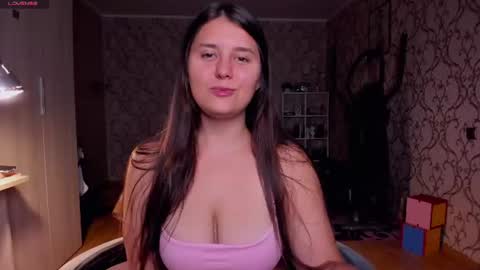 Snapshot of nina__si chatting on June 27, 2026, 7:52 pm Nina online show from June 27, 2026, 7:52 pm