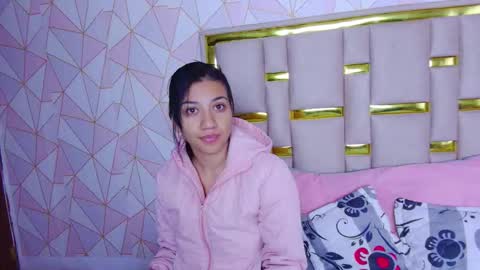 Nina Carther online show from February 9, 2026, 11:25 am