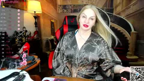 Nina online show from April 12, 2026, 1:38 pm
