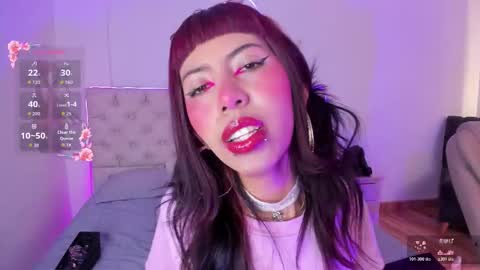 Nina Fox  online show from March 23, 2026, 3:05 pm