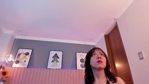 nina_ford_ online show from July 25, 2026, 3:37 am