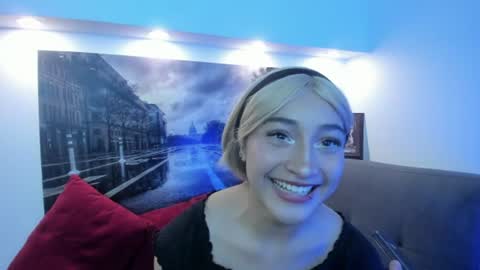 Snapshot of nina_mars_ chatting on June 22, 2026, 9:12 pm Nina online show from June 22, 2026, 9:12 pm