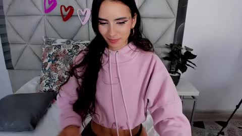 Snapshot of nina_pons chatting on February 19, 2025, 2:12 am Nina online show from February 19, 2025, 2:12 am