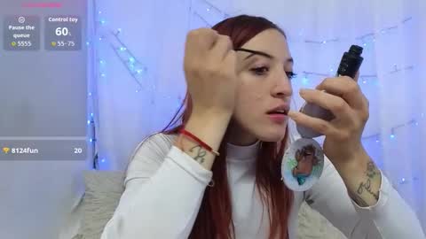 Snapshot of ninaa_fox chatting on May 8, 2026, 2:00 pm Ninaa fox online show from May 8, 2026, 2:00 pm