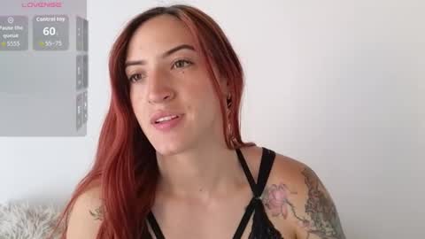 Snapshot of ninaa_fox chatting on July 29, 2026, 4:27 pm Ninaa fox online show from July 29, 2026, 4:27 pm