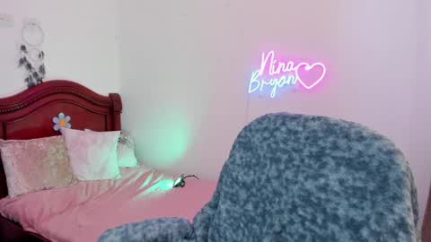 Snapshot of ninabryon1 chatting on December 16, 2024, 3:32 pm Nina online show from December 16, 2024, 3:32 pm