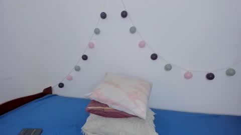 Snapshot of ninabryon1 chatting on December 15, 2025, 9:52 pm Nina online show from December 15, 2025, 9:52 pm