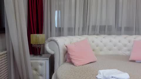 Snapshot of ninacrystal chatting on March 11, 2025, 7:58 am NinaCrystal online show from March 11, 2025, 7:58 am