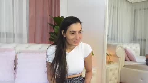 NinaCrystal online show from July 27, 2026, 9:05 am
