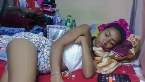 Snapshot of ninaeaa chatting on May 14, 2026, 9:21 pm ninaeaa online show from May 14, 2026, 9:21 pm