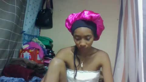 Snapshot of ninaeaa chatting on May 15, 2026, 9:49 am ninaeaa online show from May 15, 2026, 9:49 am