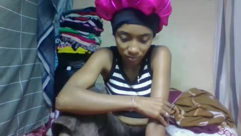 Snapshot of ninaeaa chatting on May 19, 2026, 3:57 am ninaeaa online show from May 19, 2026, 3:57 am