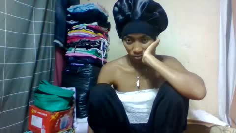 Snapshot of ninaeaa chatting on May 27, 2026, 8:17 pm ninaeaa online show from May 27, 2026, 8:17 pm