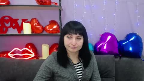 ninaflawlees online show from March 1, 2025, 6:54 pm