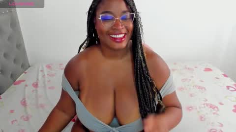 Valentina online show from September 29, 2025, 3:17 pm