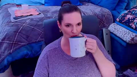 Snapshot of ninajaymes chatting on August 5, 2026, 11:39 pm Nina Jaymes online show from August 5, 2026, 11:39 pm