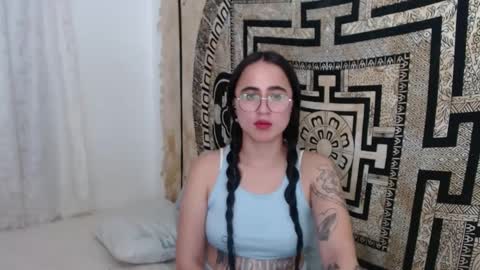 N I N A online show from March 4, 2025, 8:27 pm