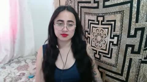 N I N A online show from September 11, 2025, 2:50 pm