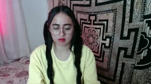 N I N A online show from October 2, 2025, 3:30 pm