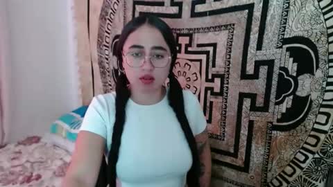 Snapshot of ninakravtz chatting on November 25, 2025, 3:56 pm N I N A online show from November 25, 2025, 3:56 pm