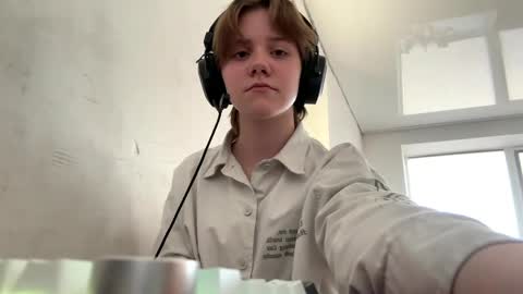 Snapshot of ninalangenbach chatting on March 28, 2026, 11:43 am Telli online show from March 28, 2026, 11:43 am