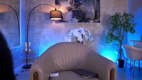 Snapshot of ninasolenne chatting on May 25, 2026, 9:04 am Ninna online show from May 25, 2026, 9:04 am