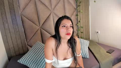 Snapshot of ninaspicy__ chatting on June 5, 2026, 11:38 am Nina 3 online show from June 5, 2026, 11:38 am