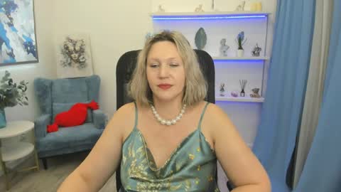 ninastarle online show from March 22, 2026, 11:46 am