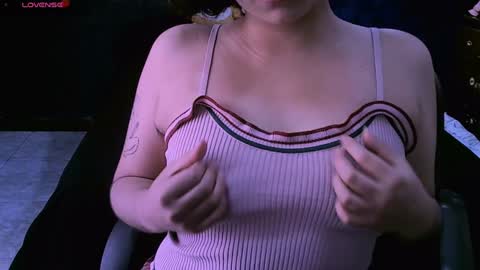 Nina online show from December 6, 2024, 3:33 pm