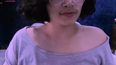 Nina online show from January 3, 2025, 1:03 pm