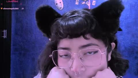 Nina online show from February 21, 2025, 3:54 pm