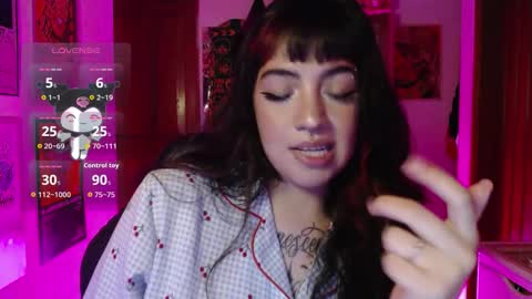 Snapshot of ninfa_ch chatting on November 14, 2025, 1:59 am Ninfa online show from November 14, 2025, 1:59 am