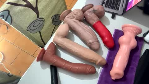 Snapshot of ninfo_puta chatting on November 20, 2025, 10:48 am Ninfo Puta online show from November 20, 2025, 10:48 am