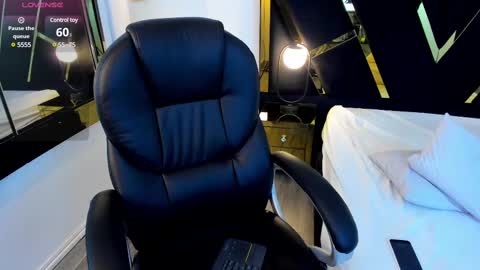 ninfomaria online show from February 10, 2025, 9:25 pm