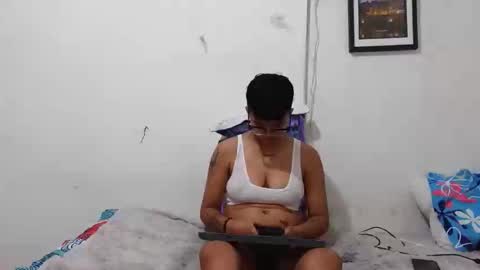 Snapshot of nini_smith chatting on April 17, 2026, 4:59 am nini_smith online show from April 17, 2026, 4:59 am