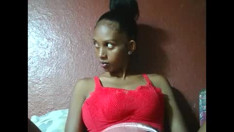 ninie246746 online show from February 22, 2025, 5:34 am