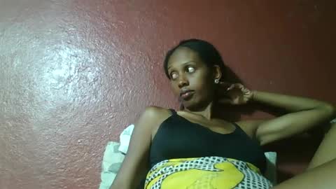 ninie246746 online show from March 8, 2025, 2:51 pm