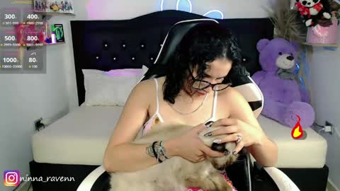 Snapshot of ninna_raven chatting on May 6, 2026, 9:09 pm Ninna online show from May 6, 2026, 9:09 pm