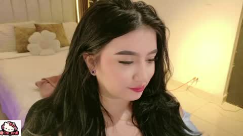 Snapshot of ninna_sweet_ chatting on June 4, 2026, 1:17 pm Nina online show from June 4, 2026, 1:17 pm