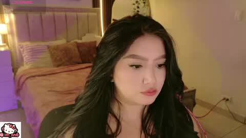 Nina online show from July 18, 2026, 1:37 pm