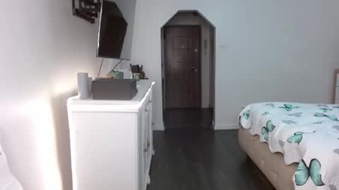 Snapshot of ninnakatthe chatting on November 18, 2025, 1:59 pm Ninna Katthe online show from November 18, 2025, 1:59 pm