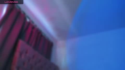 Snapshot of ninonbeart chatting on July 15, 2026, 12:54 pm Ninon Beart online show from July 15, 2026, 12:54 pm