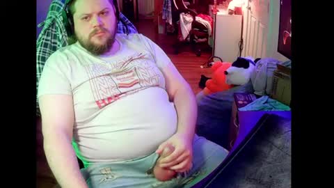 HungStepSon online show from June 13, 2026, 12:14 pm