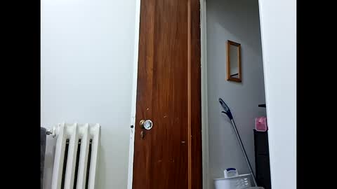 iain online show from October 11, 2025, 1:53 pm